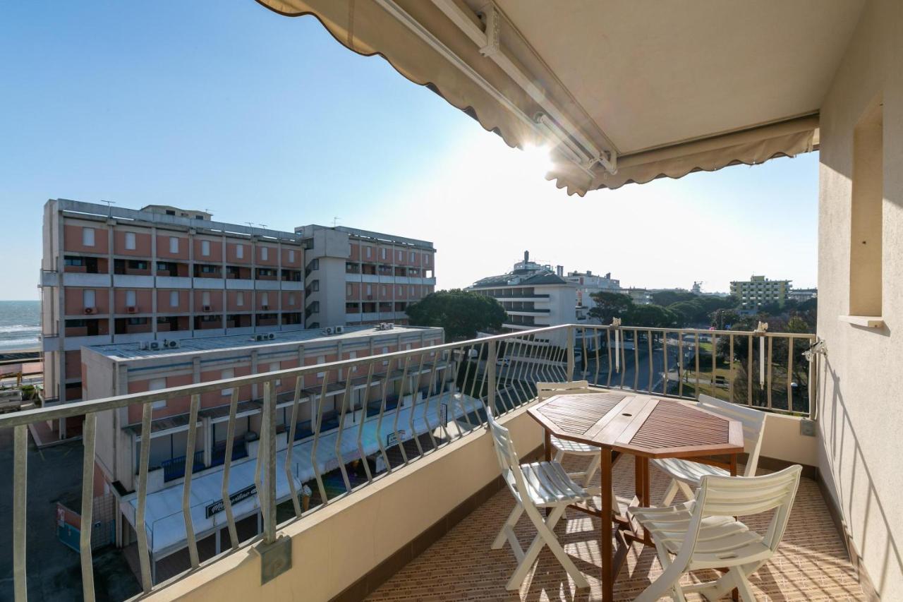 Residence Saint Nicholas Lido di Jesolo Exteriör bild