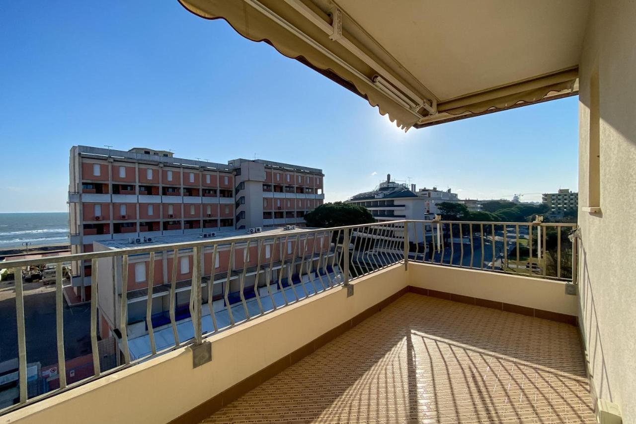 Residence Saint Nicholas Lido di Jesolo Exteriör bild