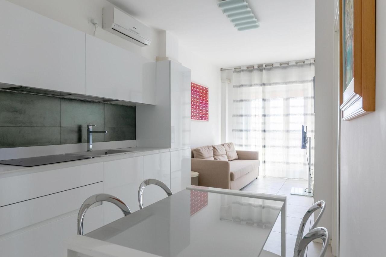 Residence Saint Nicholas Lido di Jesolo Exteriör bild