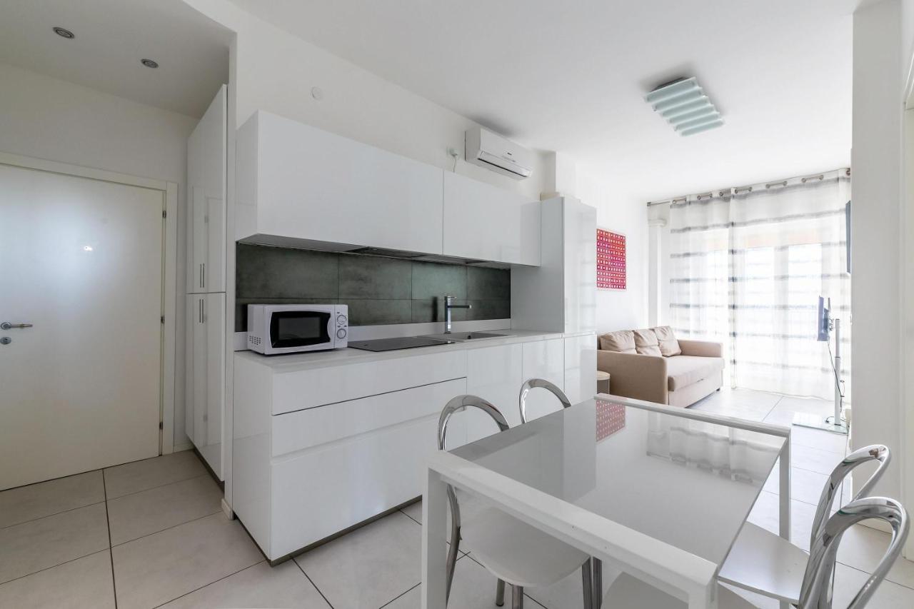 Residence Saint Nicholas Lido di Jesolo Exteriör bild