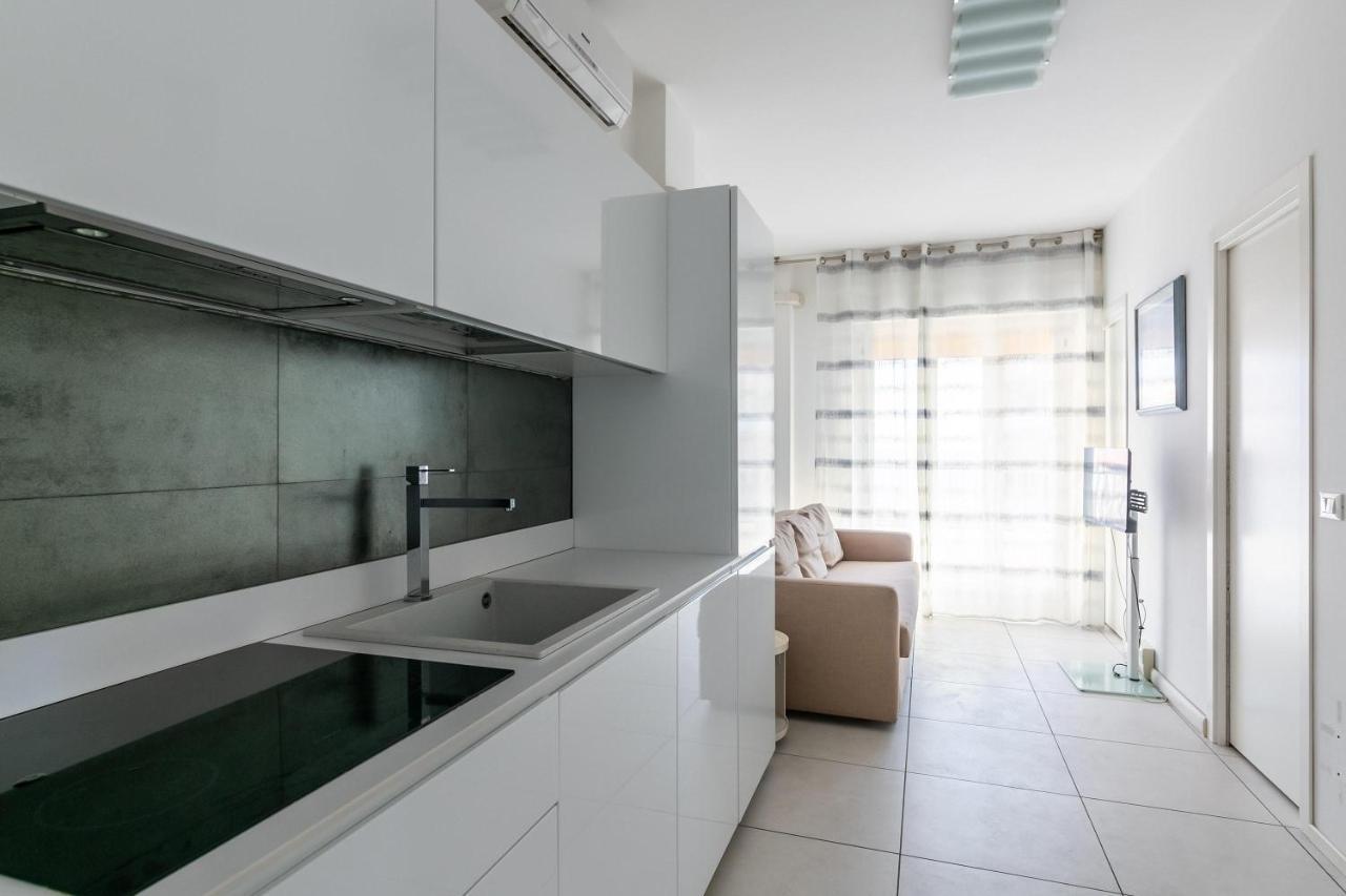 Residence Saint Nicholas Lido di Jesolo Exteriör bild